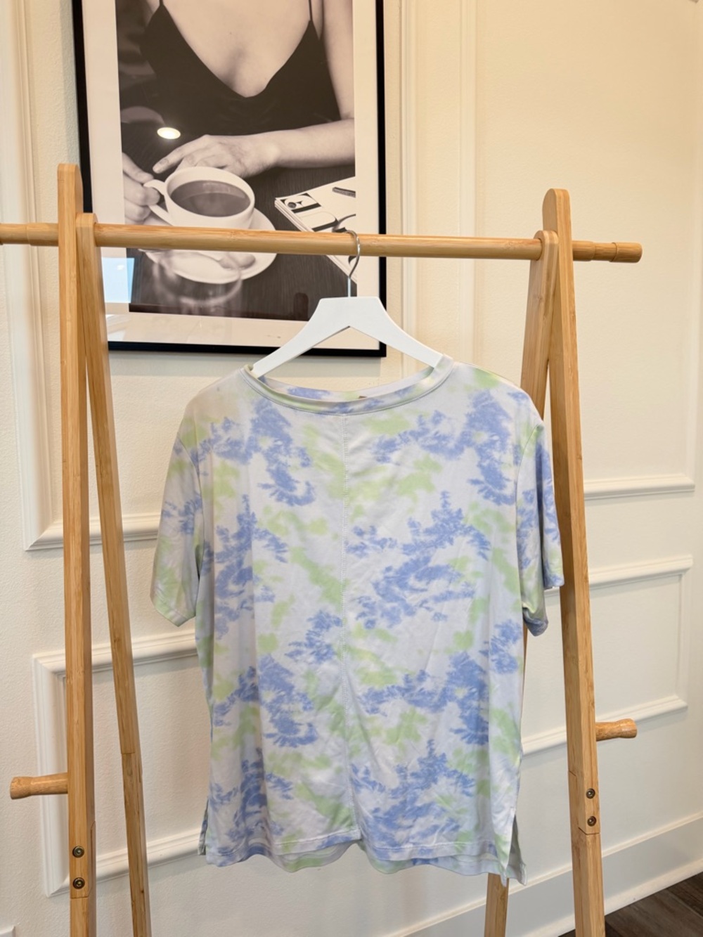 Zella Tie-Dye Short Sleeve Tee in Light Blue & Pastel Green